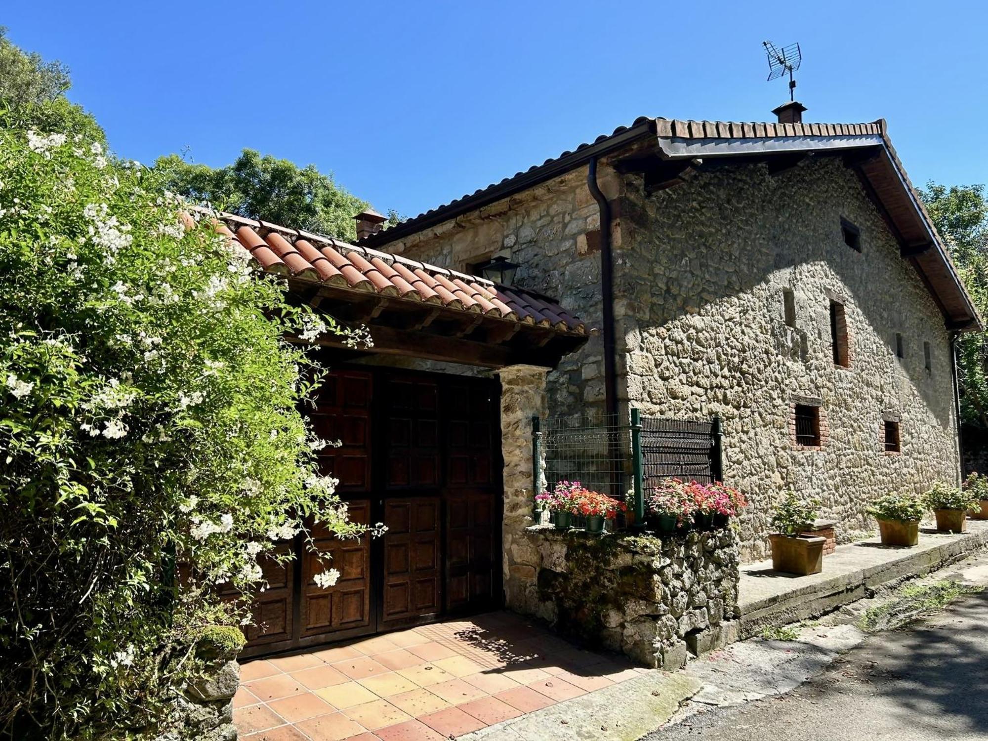 La Casa De Chipi Lacavada La Cavada Exterior foto